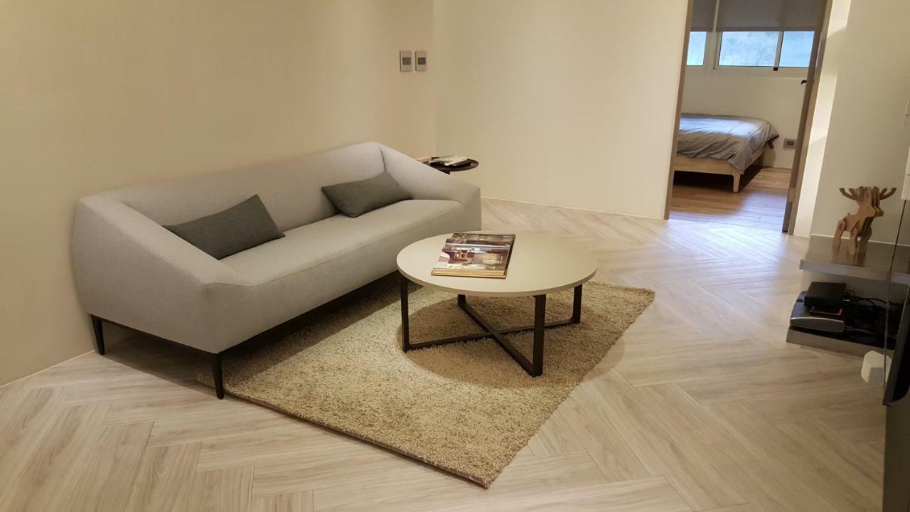 3 Bedrooms And 1 Study And 3 Bathrooms Near Taipei 101 & Mrt 外观 照片