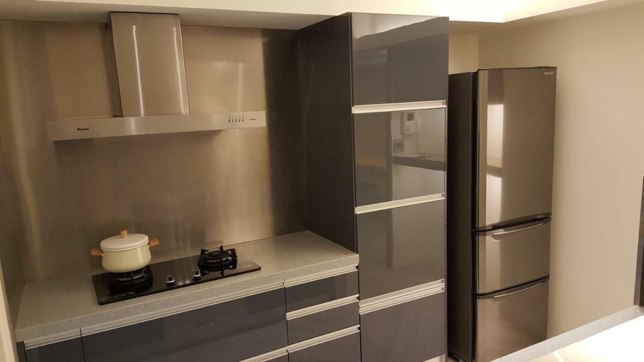 3 Bedrooms And 1 Study And 3 Bathrooms Near Taipei 101 & Mrt 外观 照片