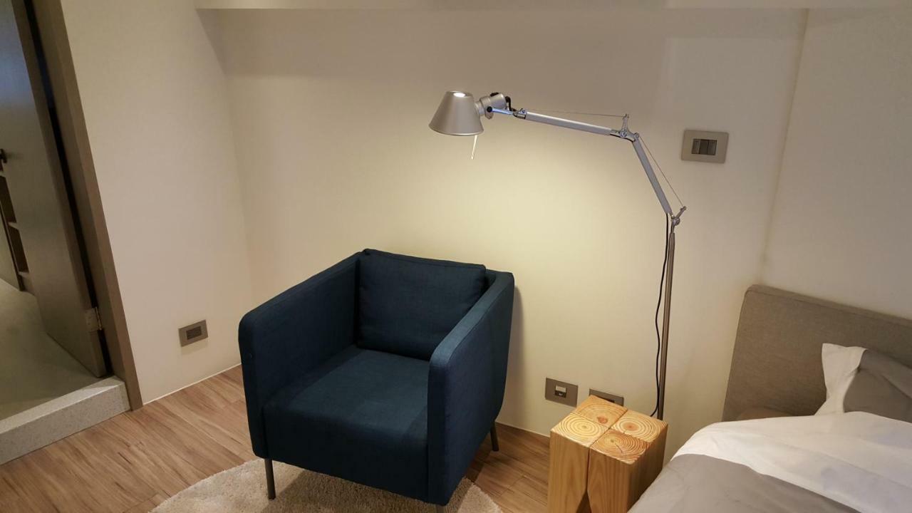 3 Bedrooms And 1 Study And 3 Bathrooms Near Taipei 101 & Mrt 外观 照片