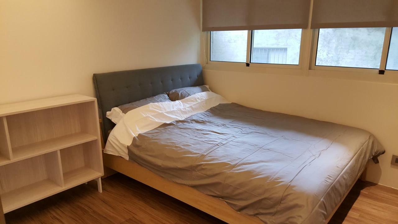 3 Bedrooms And 1 Study And 3 Bathrooms Near Taipei 101 & Mrt 外观 照片